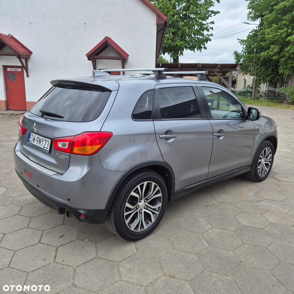 Mitsubishi ASX - 15