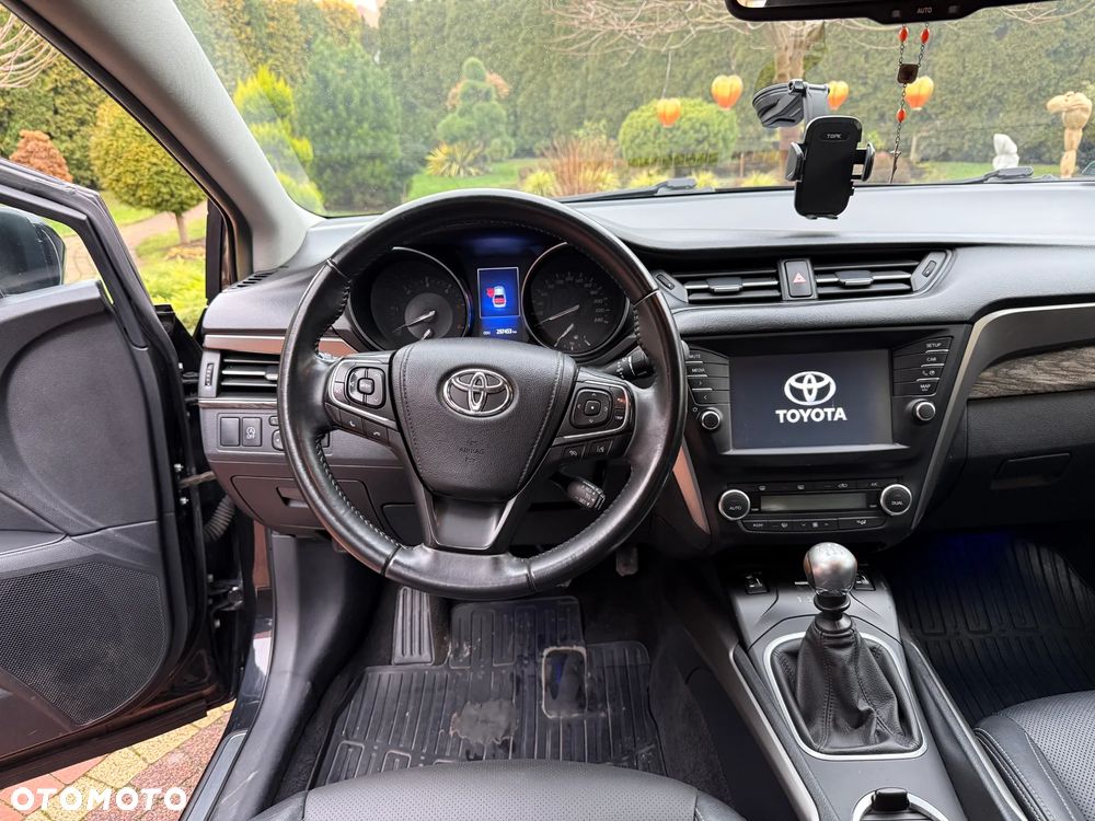 Toyota Avensis 2.0 D-4D Prestige - 17