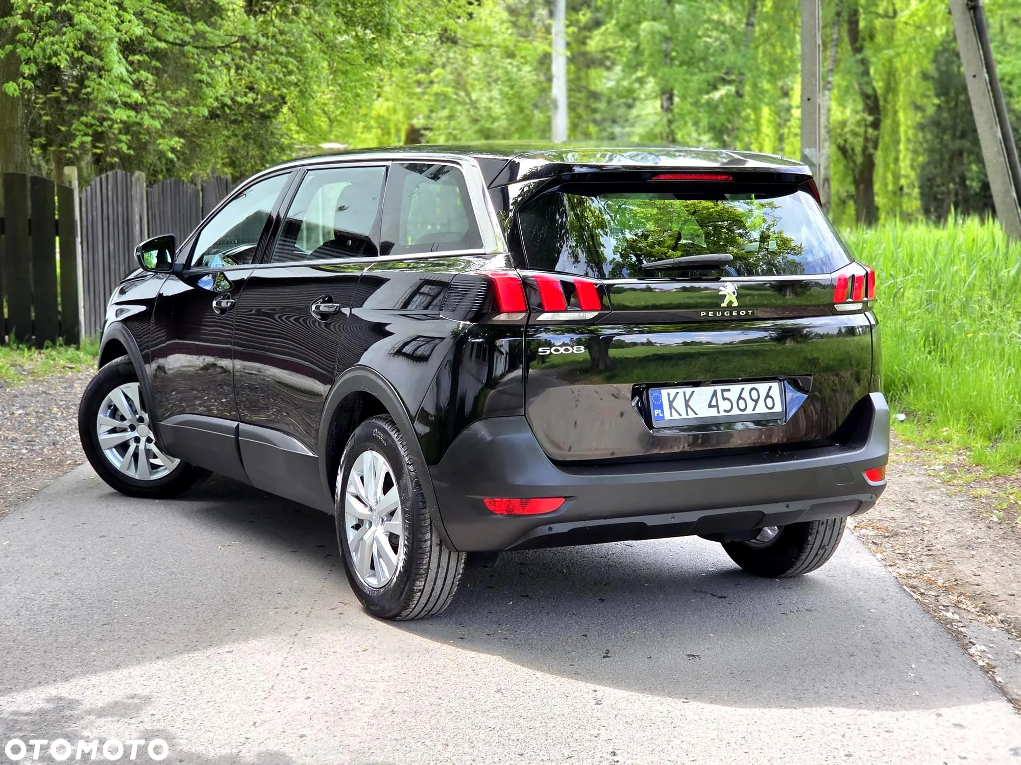 Peugeot 5008 1.2 PureTech Road Trip S&S EAT8 - 4