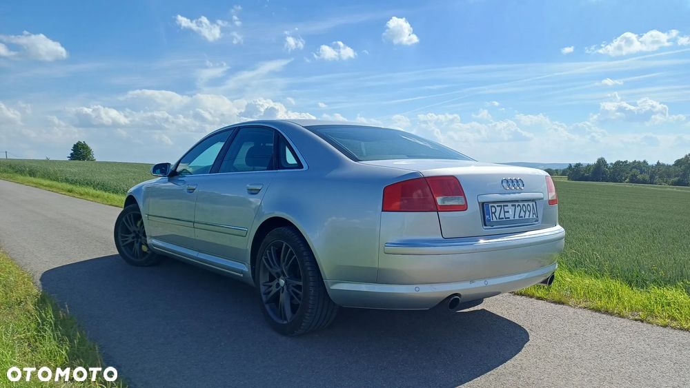 Audi A8 - 3