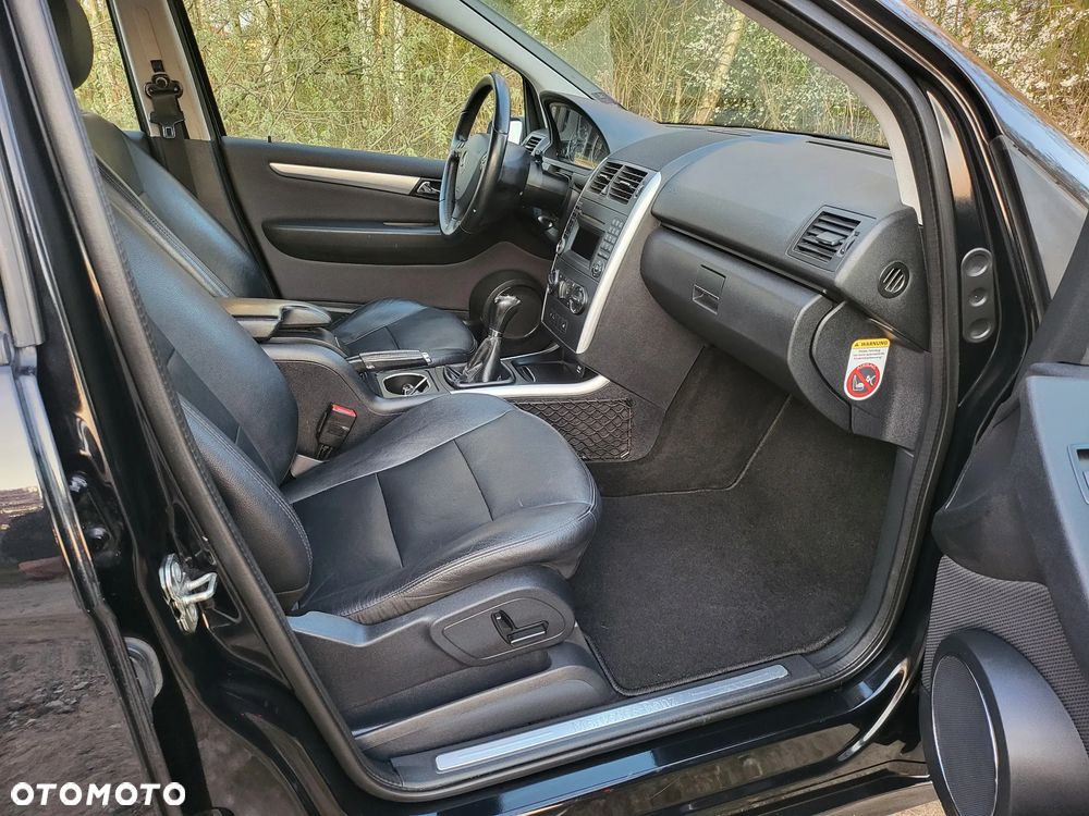 Mercedes-Benz Klasa A 180 CDI Avantgarde Edition 10 - 21