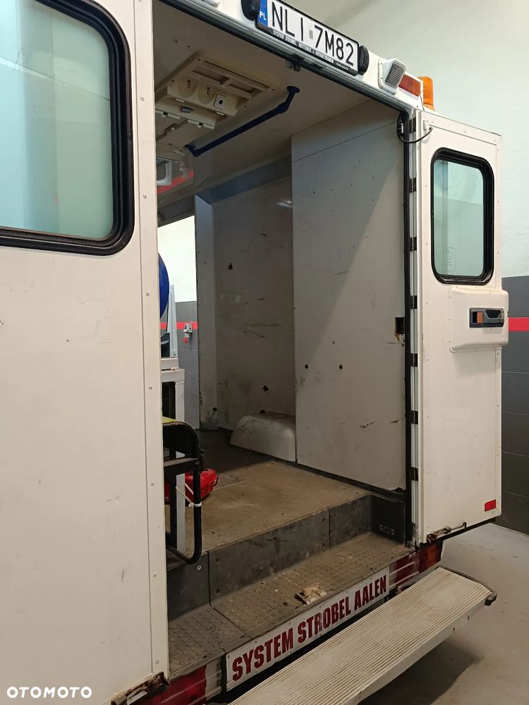 Mercedes-Benz 313 CDI - 9