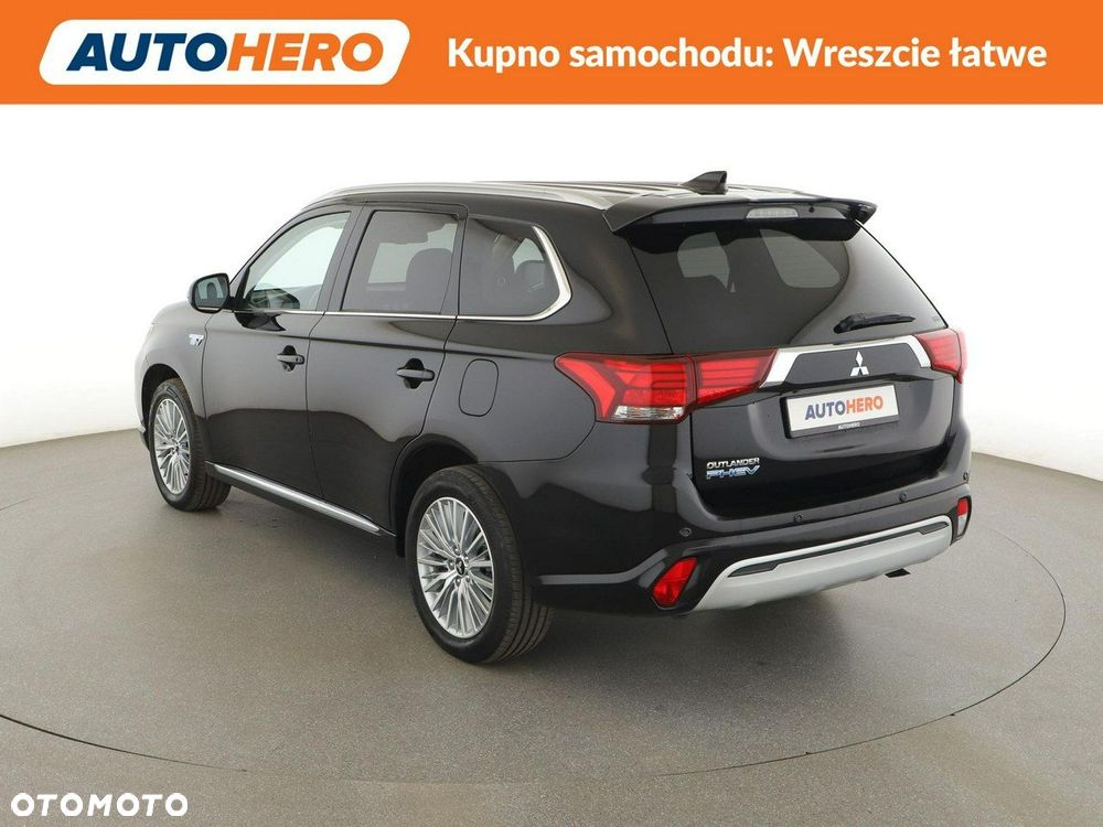 Mitsubishi Outlander 2.4 4WD - 5