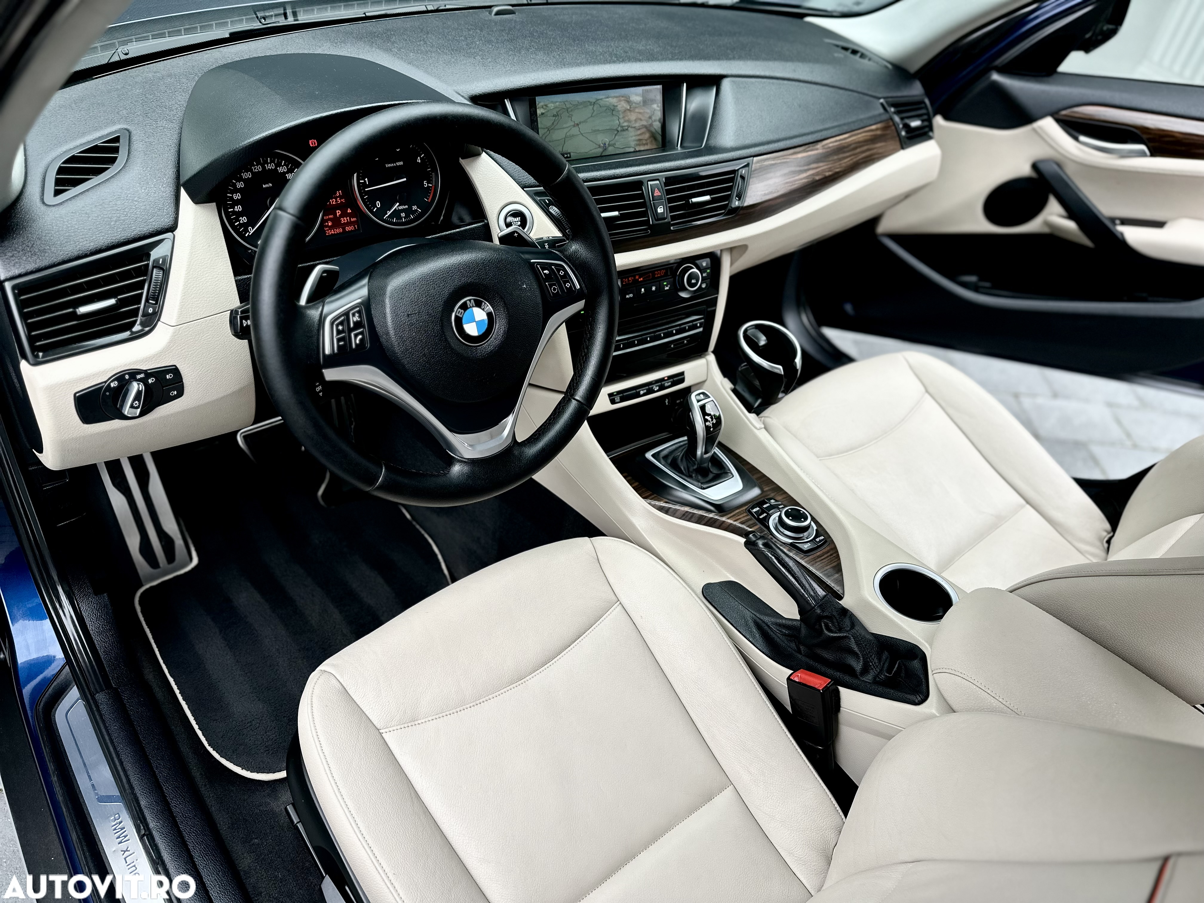 BMW X1 xDrive20d Aut. xLine - 16