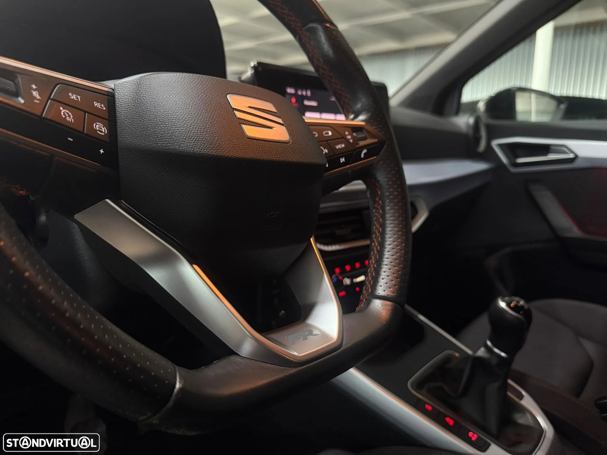 SEAT Arona 1.0 TSI FR - 22