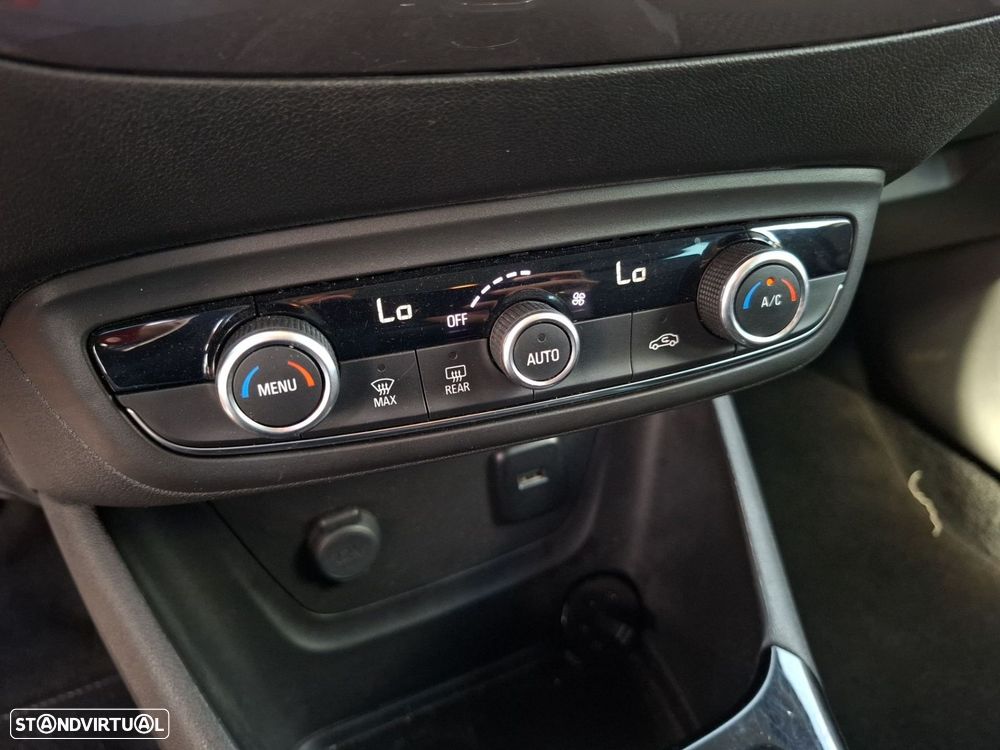 Opel Crossland X - 19