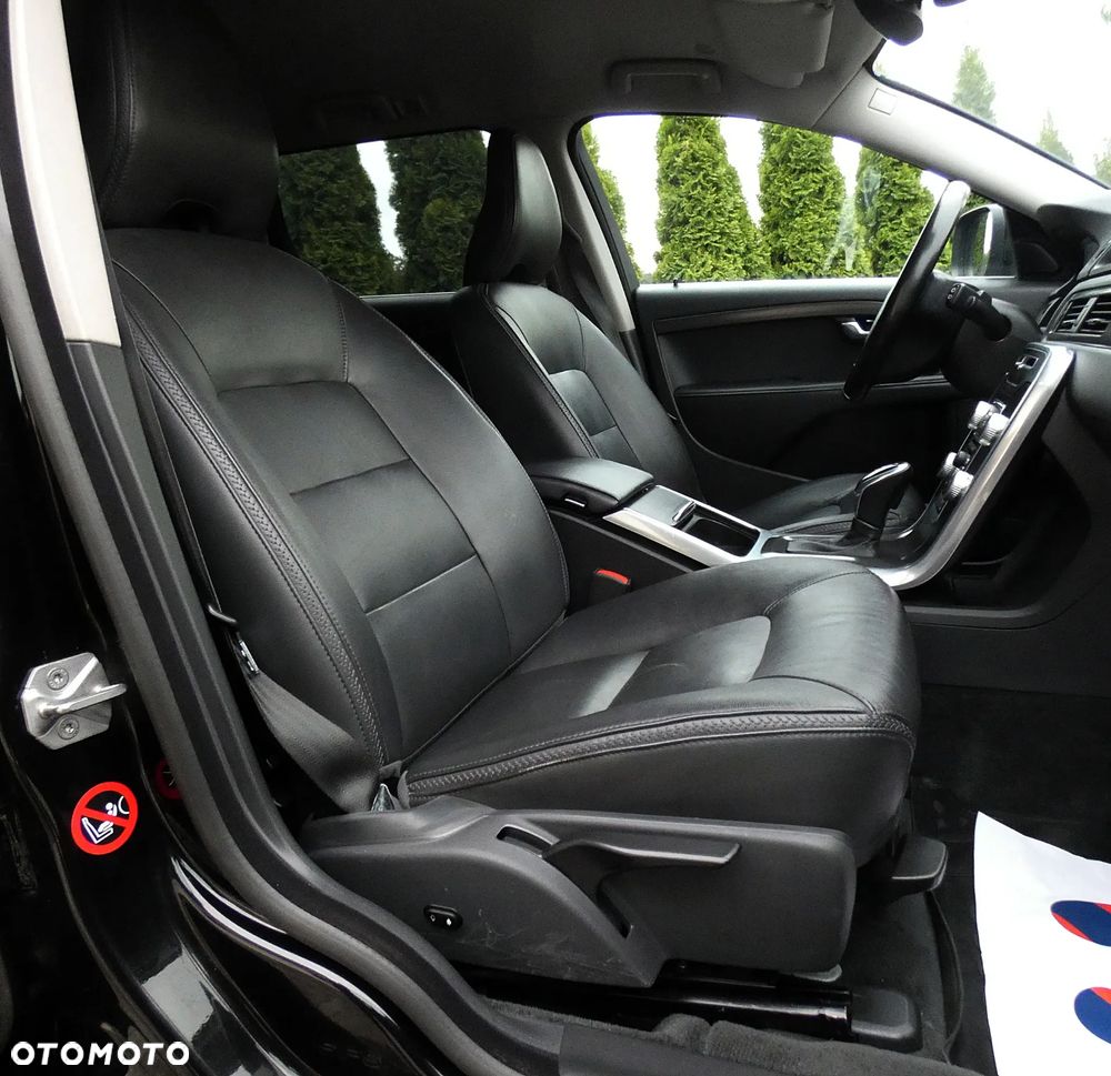 Volvo XC 70 D4 Geartronic Summum - 18