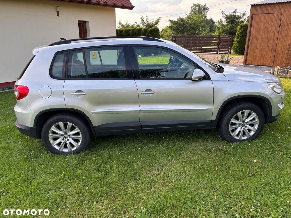 Volkswagen Tiguan - 2
