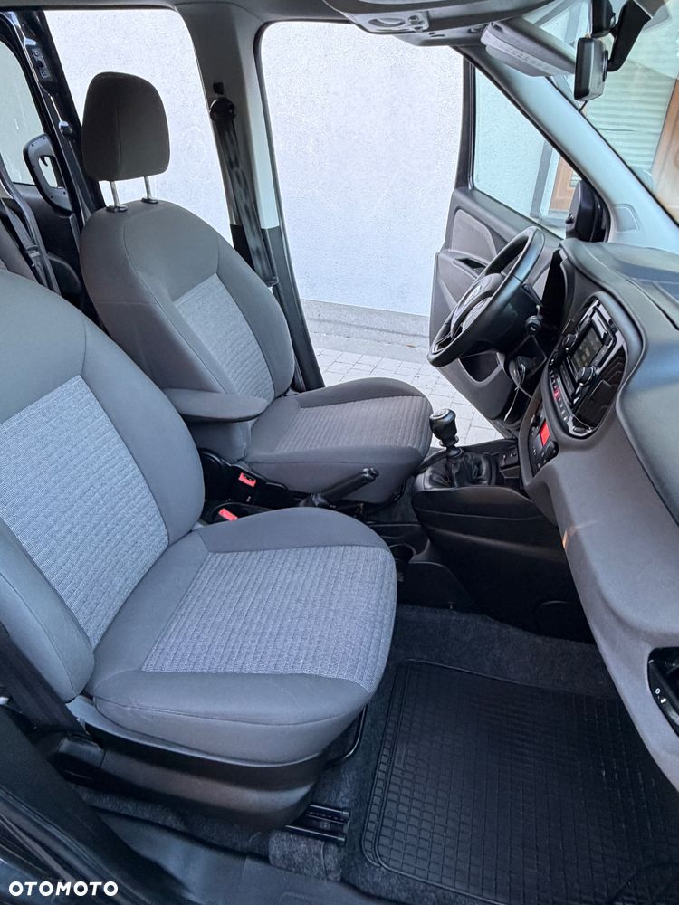 Fiat Doblo 1.4 T-Jet 16V First Edition - 16