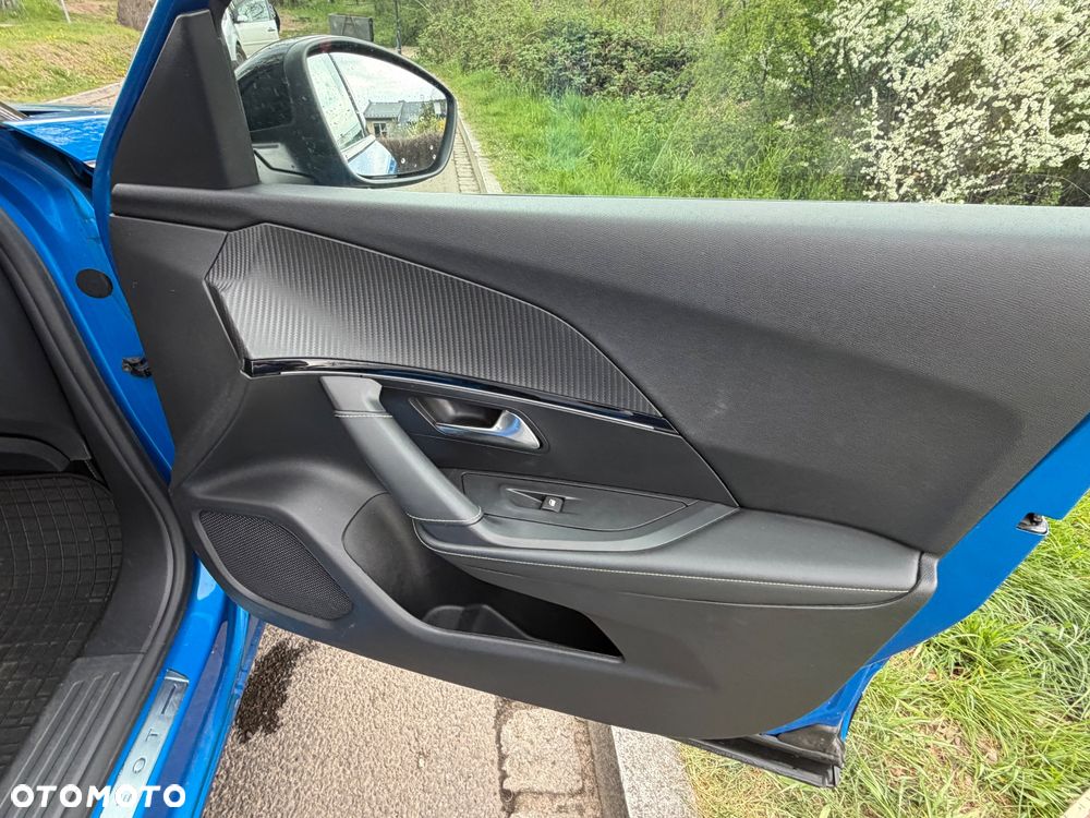 Peugeot 2008 PureTech 155 EAT8 GT - 15