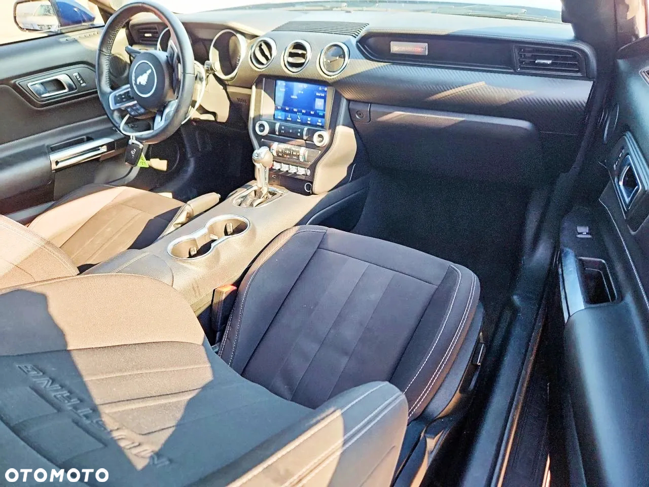 Ford Mustang 2.3 Eco Boost - 8