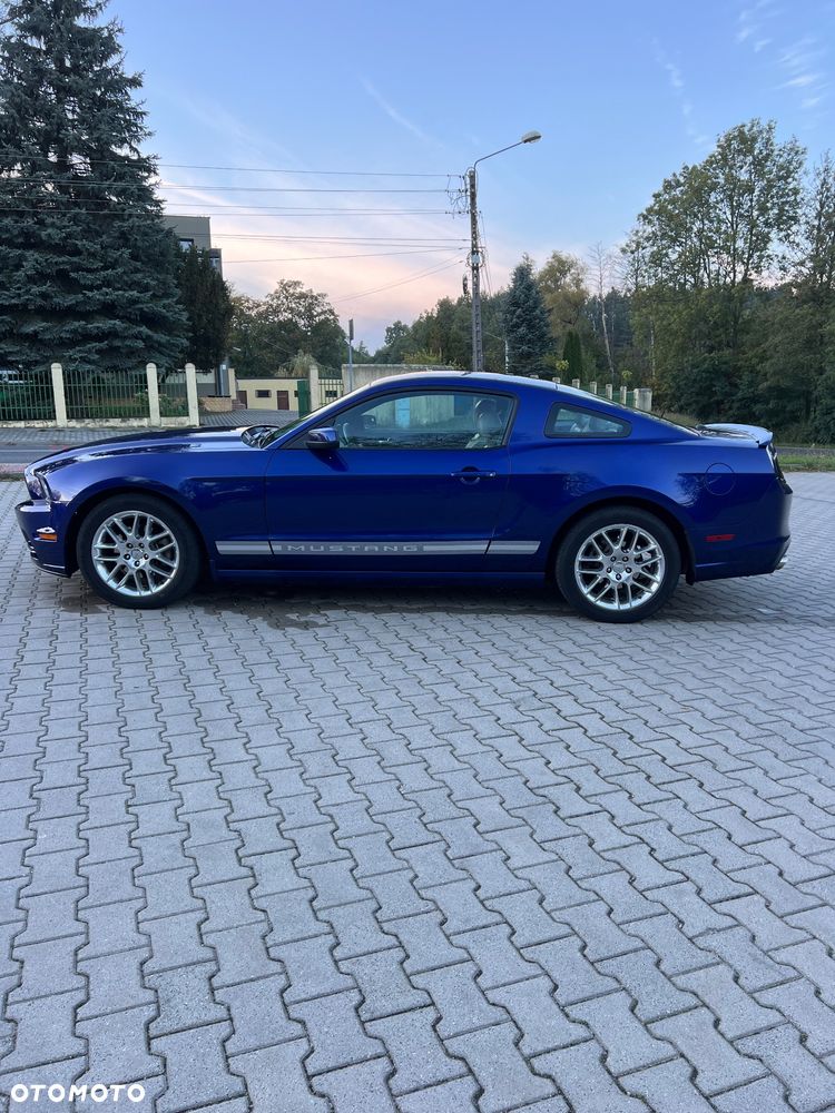 Ford Mustang 3.7 V6 Premium - 7