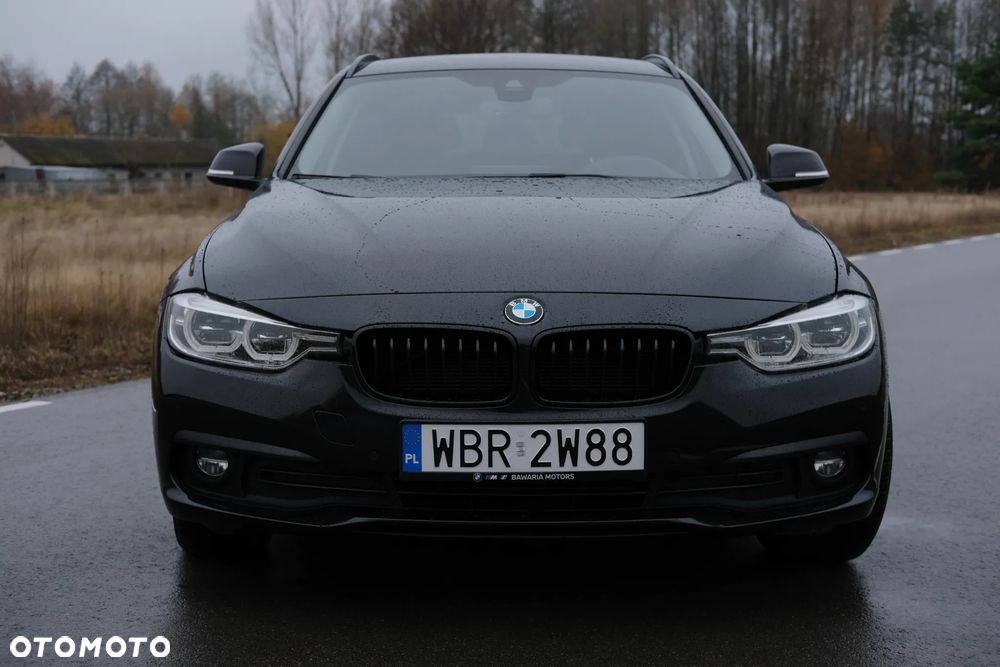 BMW Seria 3 320d xDrive Advantage - 4