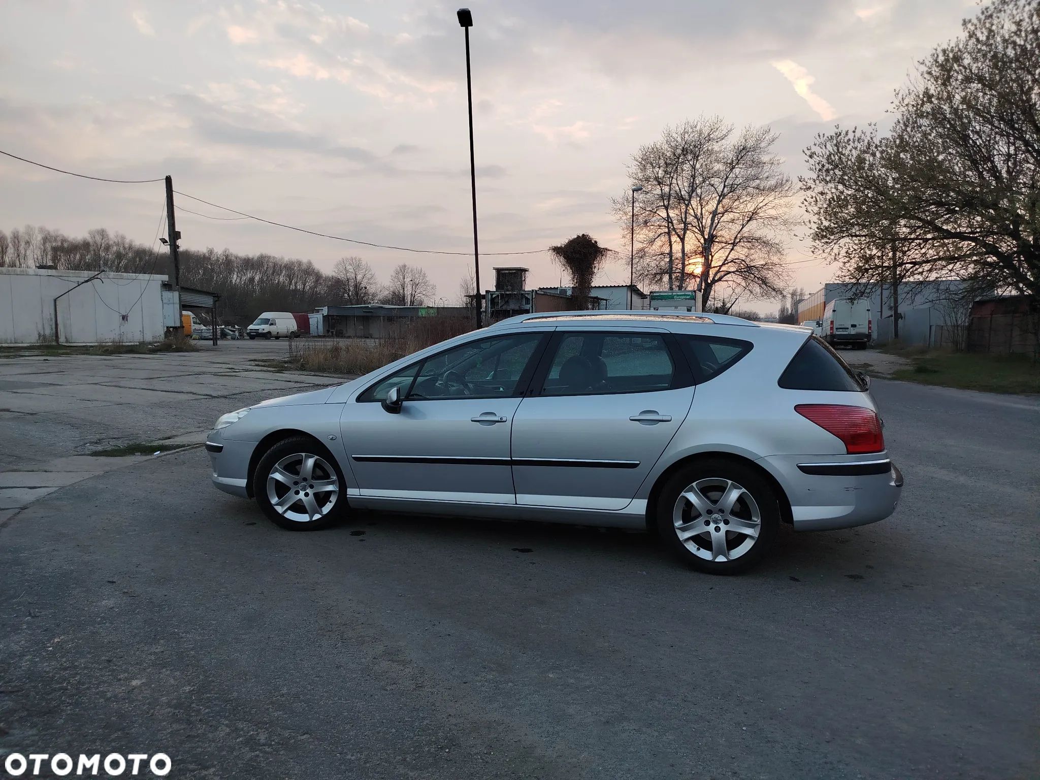 Peugeot 407 - 1
