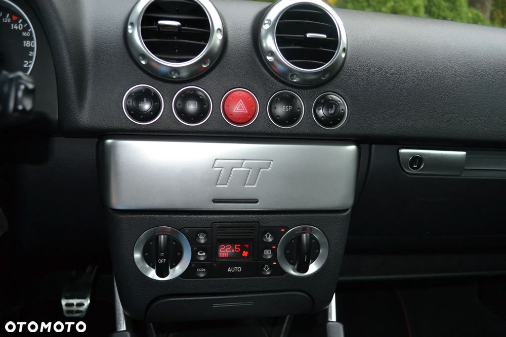 Audi TT Coupé 1.8 T - 23