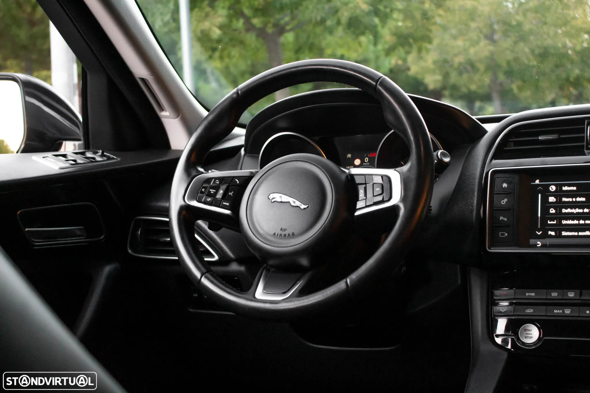 Jaguar F-Pace 2.0 i4D Prestige Aut. - 36
