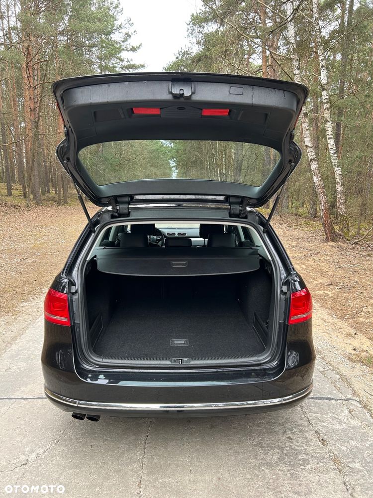 Volkswagen Passat Variant 2.0 TDI Highline DSG - 9