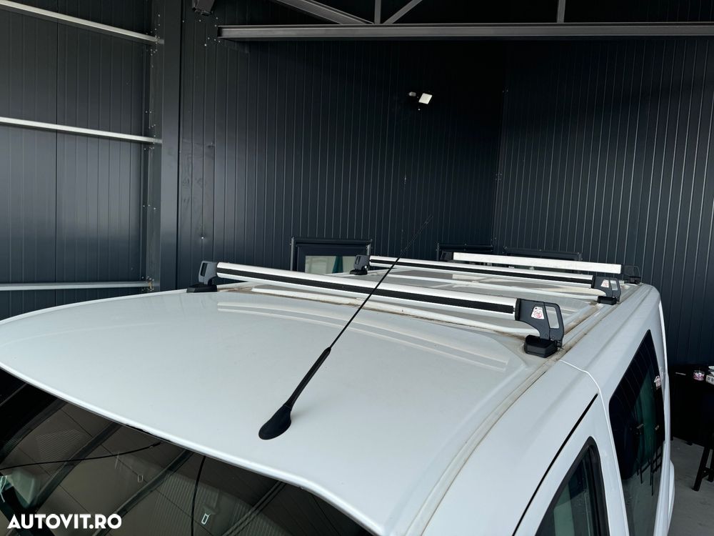 Ford Transit Custom - 13
