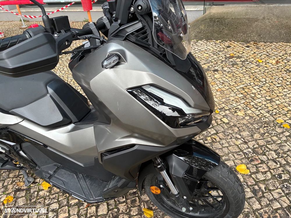 Honda ADV 350 - 5