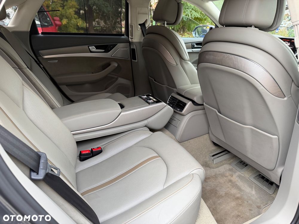 Audi A8 - 21