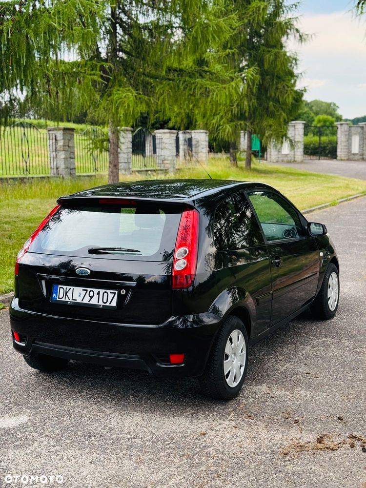 Ford Fiesta - 5