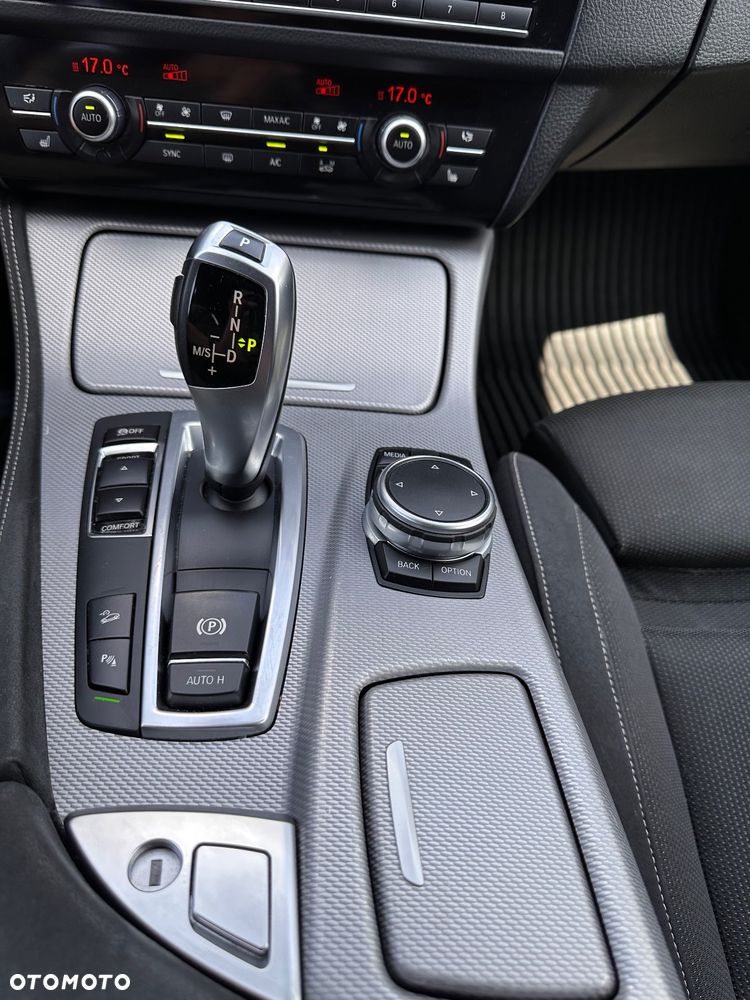 BMW Seria 5 520d xDrive - 21