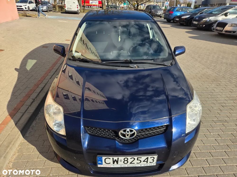 Toyota Auris 1.4 D-4D Luna - 4