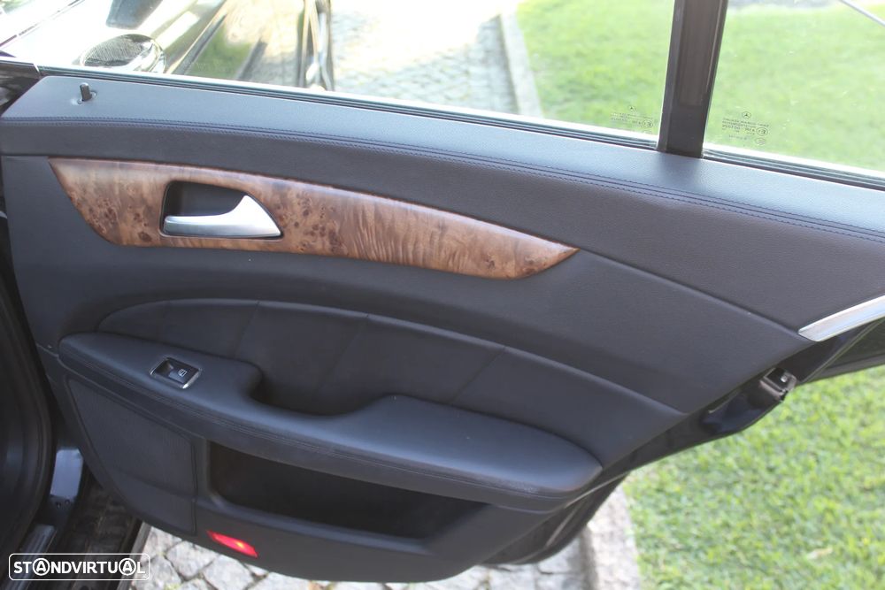 Mercedes-Benz CLS 250 CDi BlueEfficiency - 23
