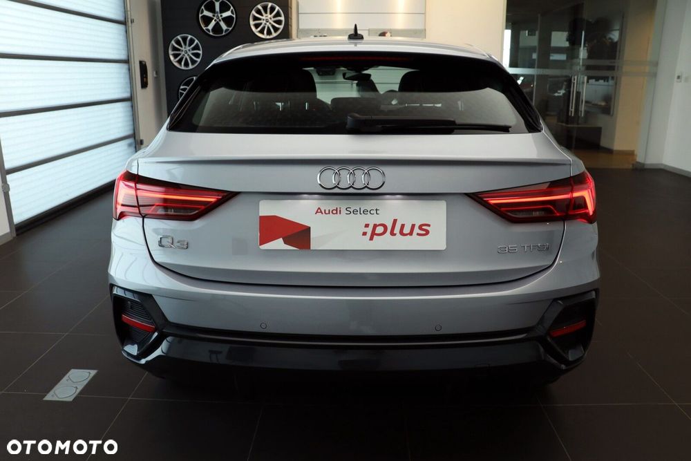 Audi Q3 Sportback - 5