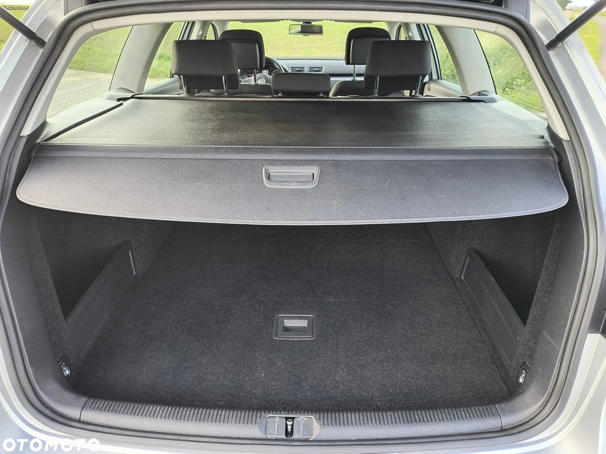 Volkswagen Passat 2.0 TDI Comfortline - 17