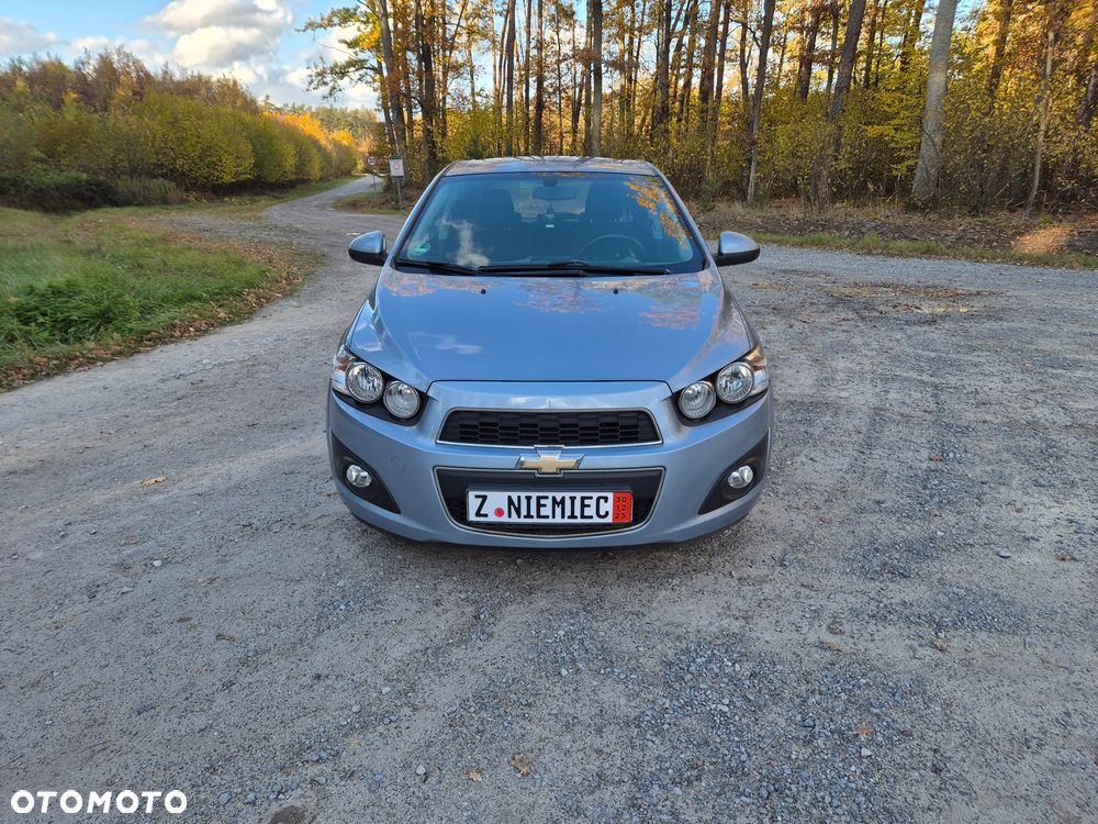 Chevrolet Aveo 1.6 LTZ - 2