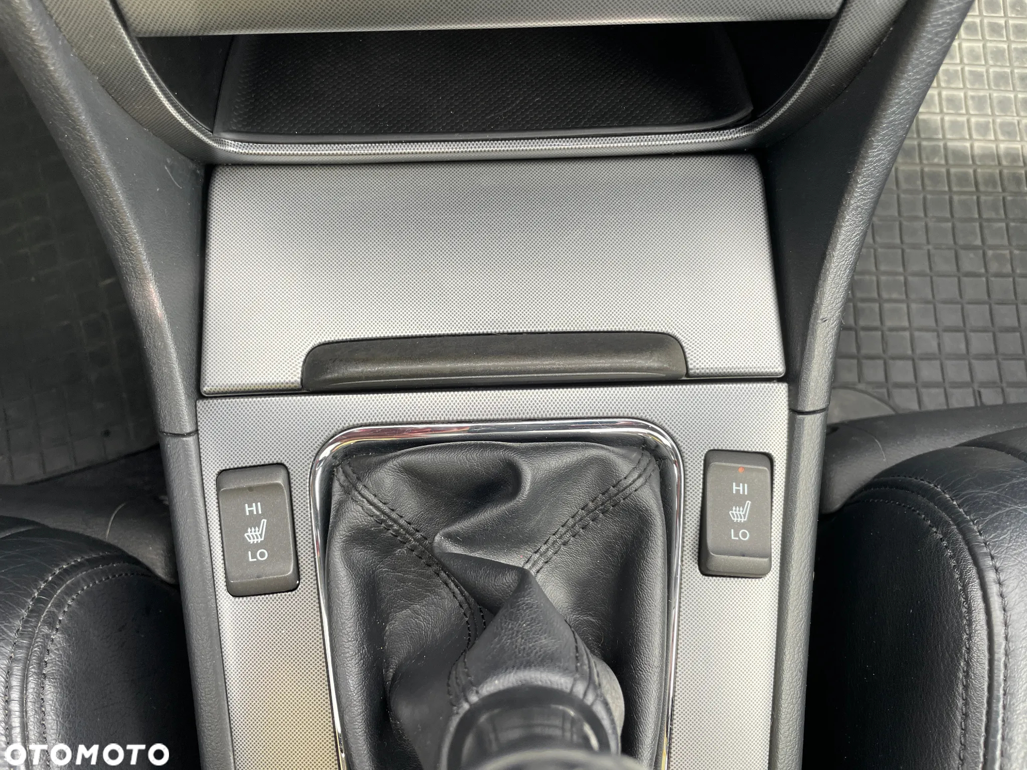 Honda Accord 2.0 Executive - 31