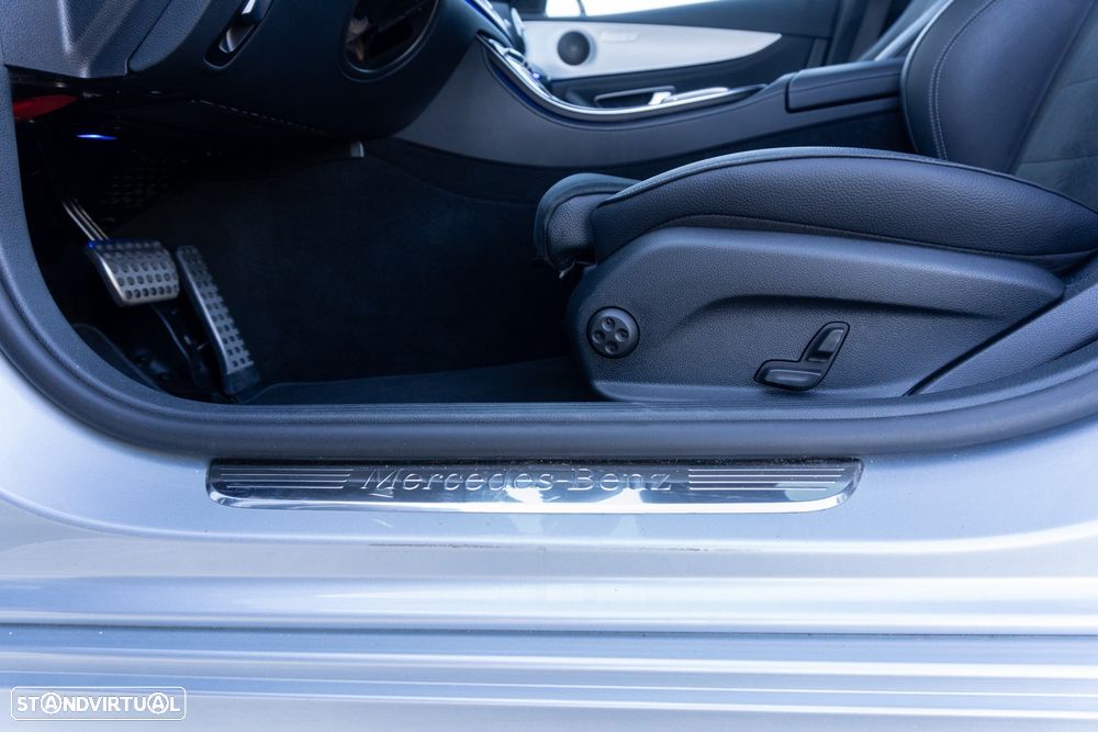 Mercedes-Benz E 300 e Station 9G-TRONIC AMG Line - 17