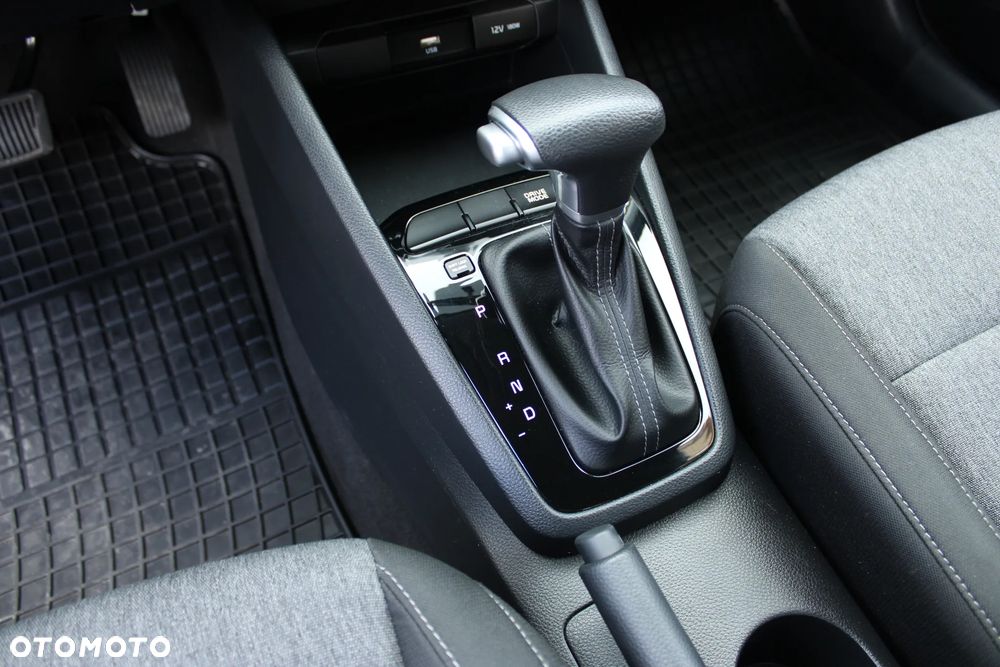 Kia Stonic 1.0 T-GDI M DCT - 26