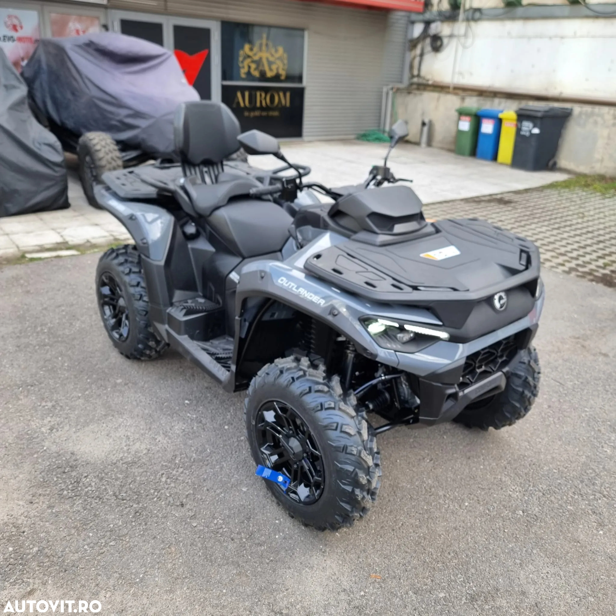 Can-Am Outlander Max - 10