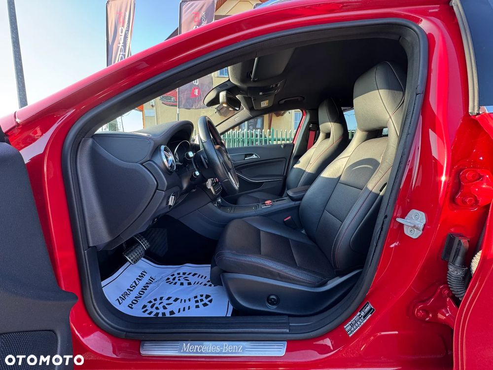 Mercedes-Benz GLA 250 4Matic 7G-DCT AMG Line - 21