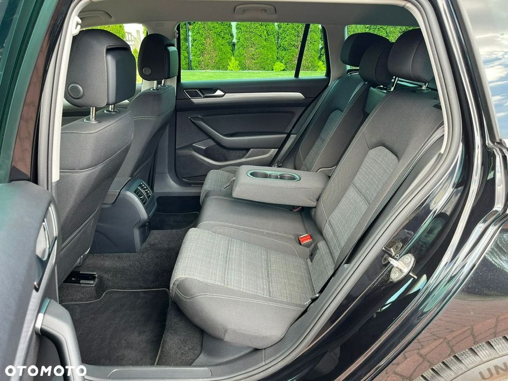 Volkswagen Passat 1.5 TSI EVO Business DSG - 39