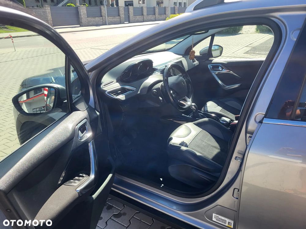 Peugeot 2008 - 7