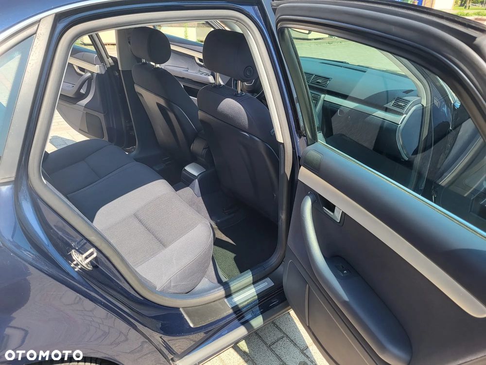 Audi A4 Limousine 2 - 13