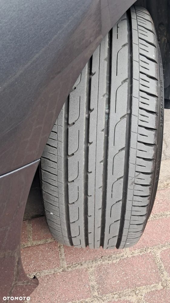 Toyota Corolla 1.6 Luna - 21