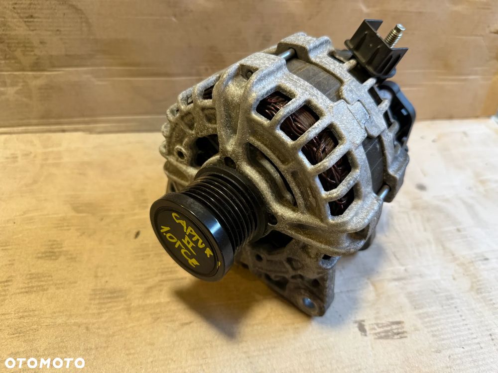 Alternator 231002175R 1.0 TCE Renault Captur II OE - 2