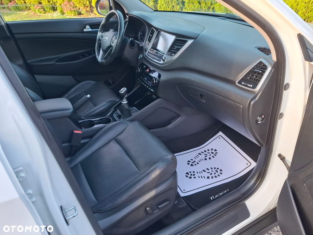 Hyundai Tucson 2.0 CRDI GO Plus 4WD - 26