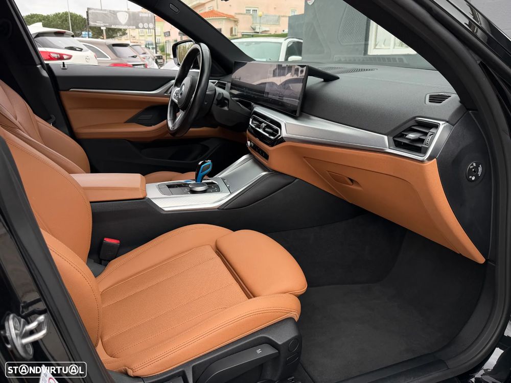 BMW i4 eDrive40 Pack Desportivo M - 39