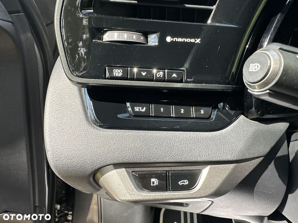 Lexus RX - 19