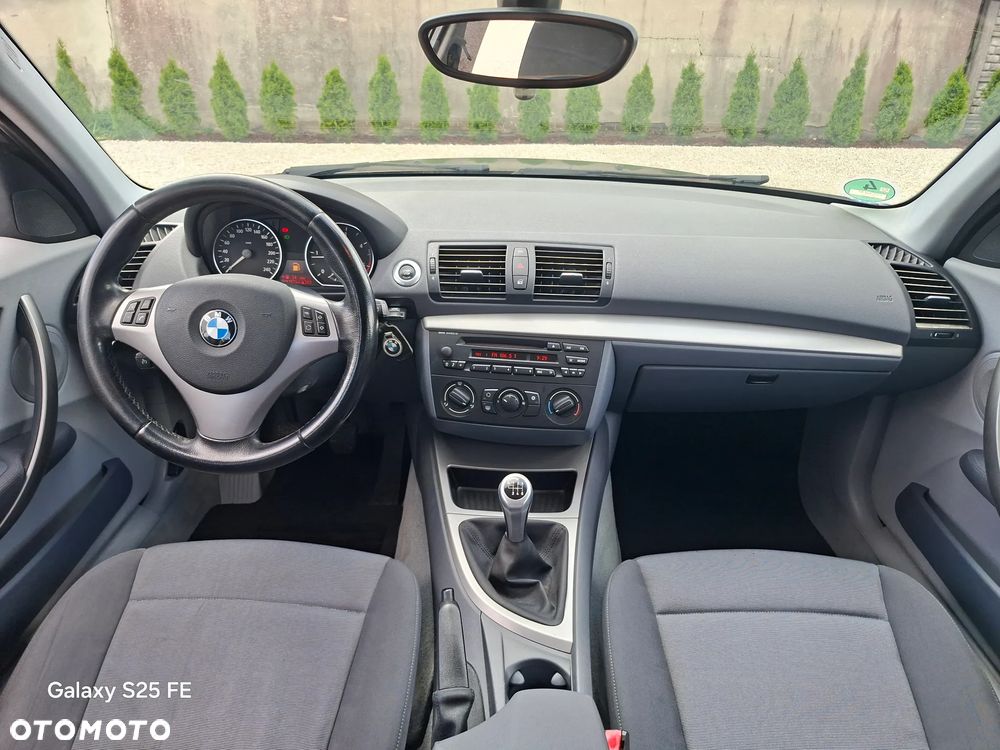 BMW Seria 1 - 21