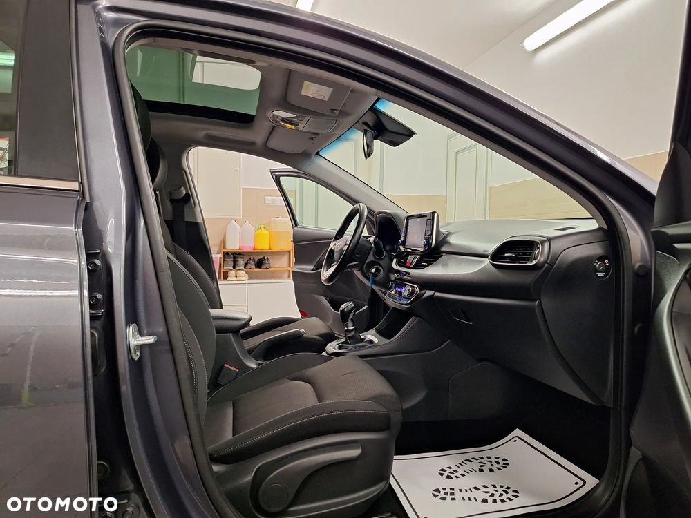 Hyundai i30 1.4 T-GDI Premium - 27