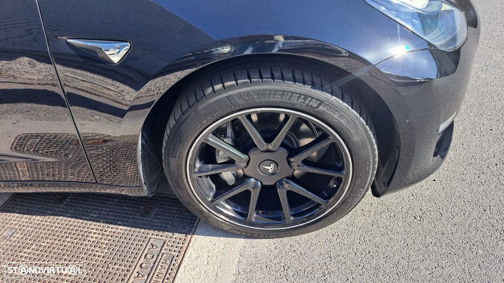 Tesla Model 3 Performance Dual Motor AWD - 13