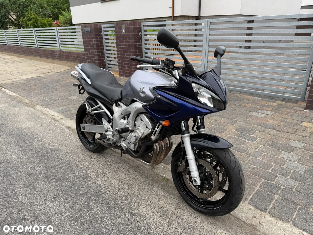 Yamaha FZ6 - 1