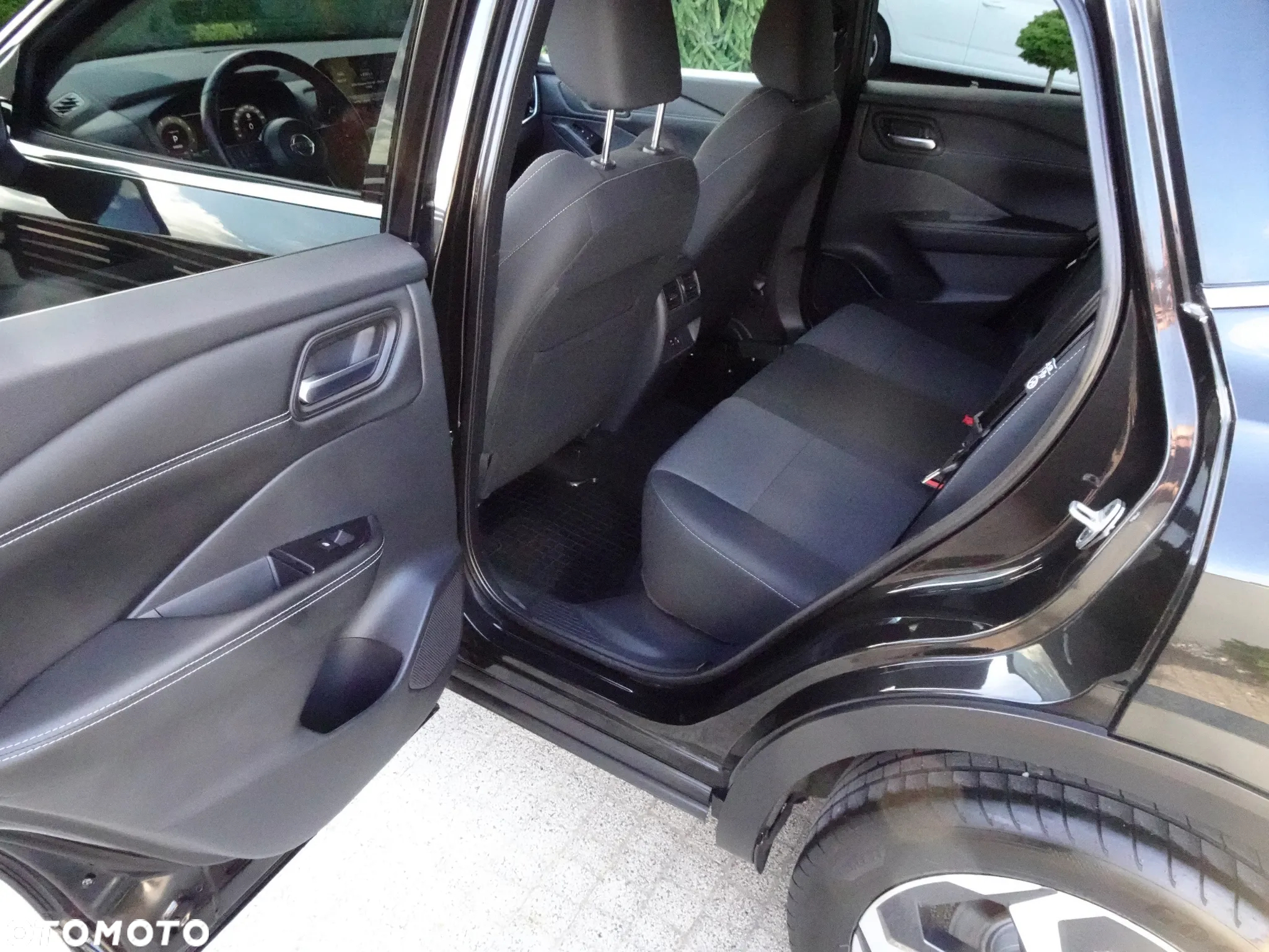 Nissan Qashqai 1.3 DIG-T N-Connecta DCT - 18