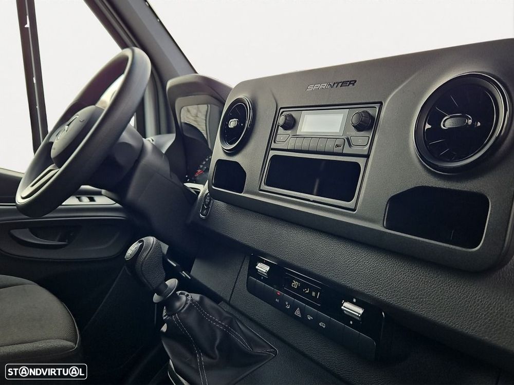 Mercedes-Benz SPRINTER DIESEL 18-24 317 CDI/43 - 13